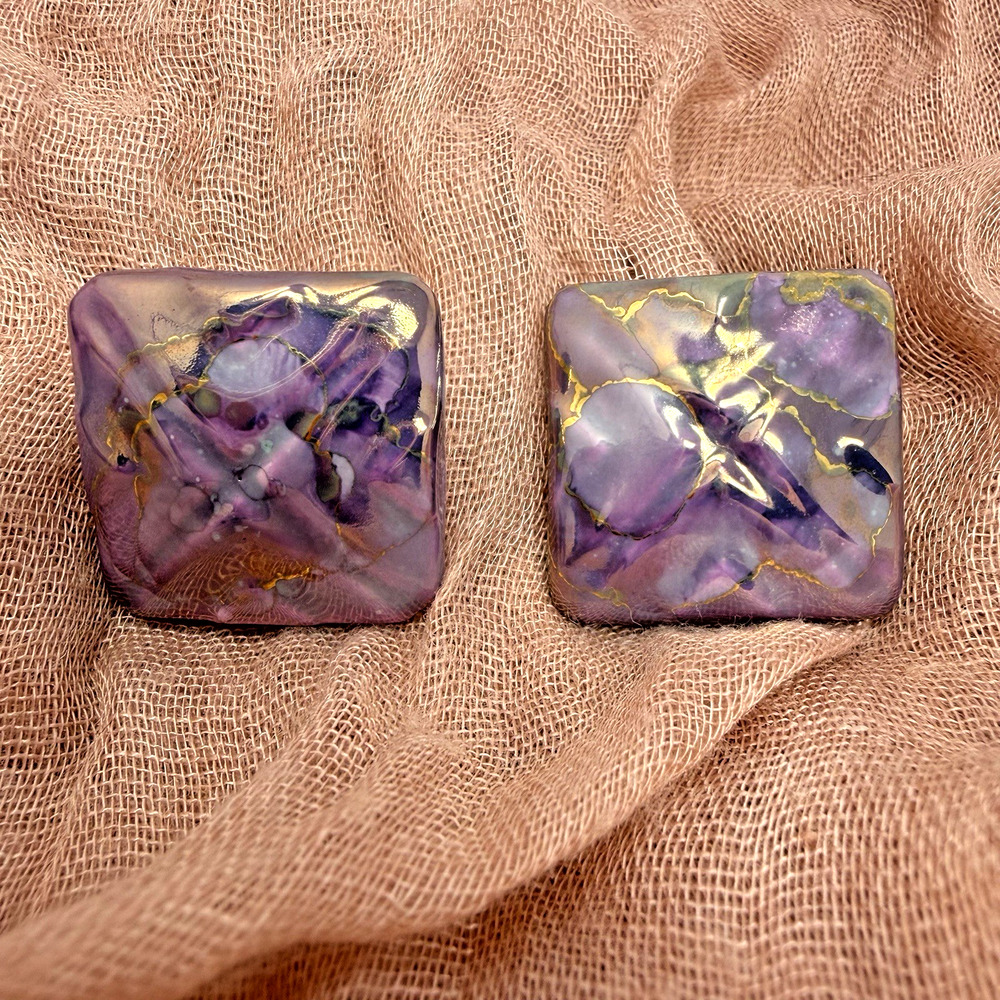 Vintage 80s Purple Marble Enamel Square Stud Earrings Gold Tone 1" Retro